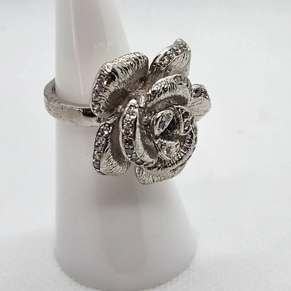 Vera & Co Brass Silver Tone & Clear Cubic Zirconia Flower Ring (5)